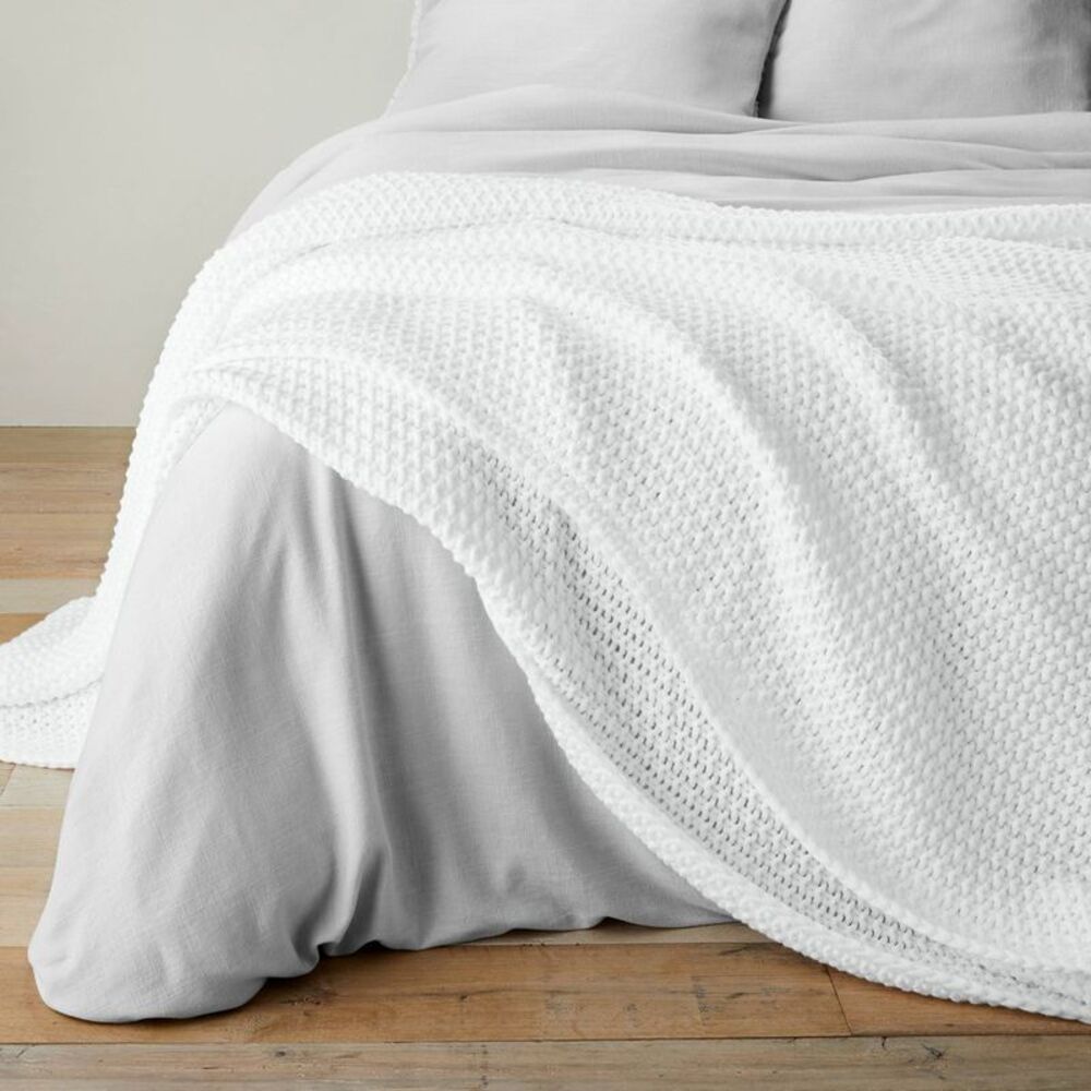 Casaluna - Chunky Knit Throw Bed Blanket 92x108 Midw White - Picture 4 of 4